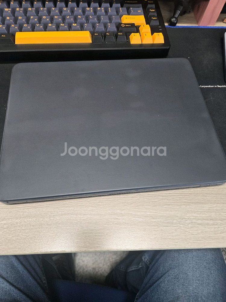 아이패드 프로 12.9 (3세대) 셀룰러+ 키보드케이스--8