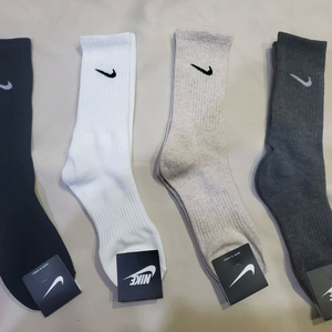 나이키 러닝삭스 롱삭스 4개 일괄판매