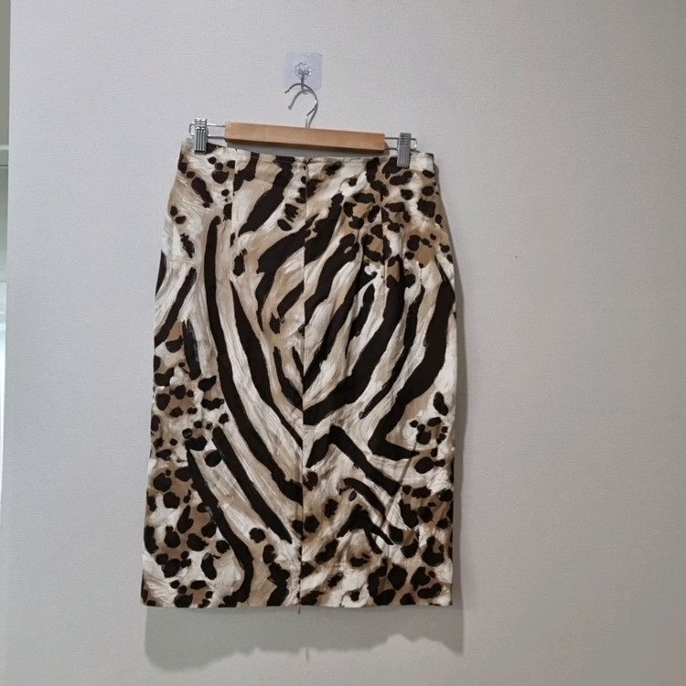 막스마라 스튜디오 애니멀 패턴 H라인 스커트 40--3