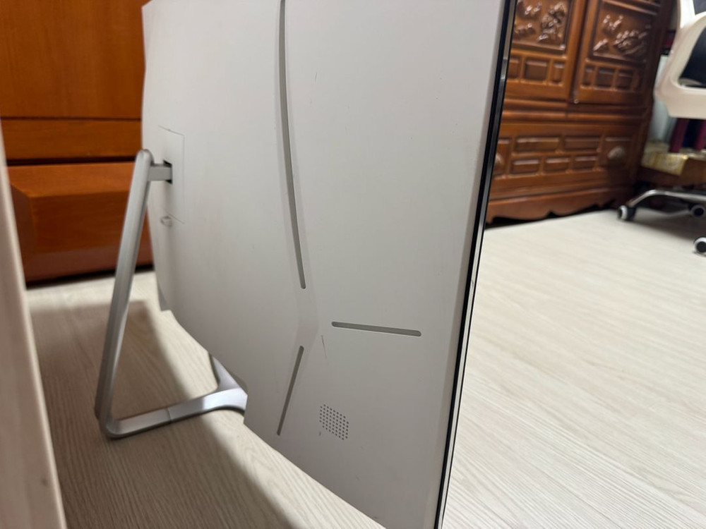 가성비 게이밍 컴퓨터 사무용PC i5 9400 램16GB RX5700XT--5