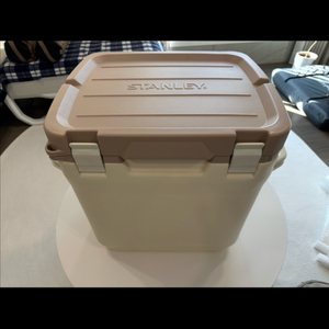 스탠리 28L 쿨러 아이스박스(크림)