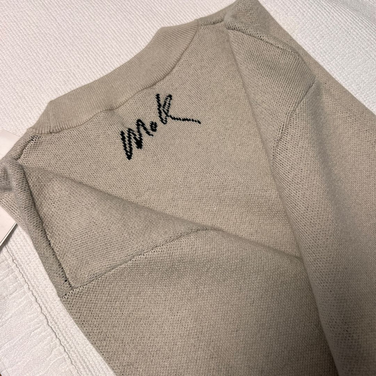 코스 목정욱 니트 M 사이즈 105 110 새제품 팝니다. COS 스웨터--3