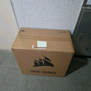 커세어 iCUE LINK 3500X RGB 블랙 팝니다.