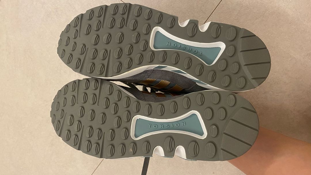 아디다스 이큅먼트 러닝 G 235--2