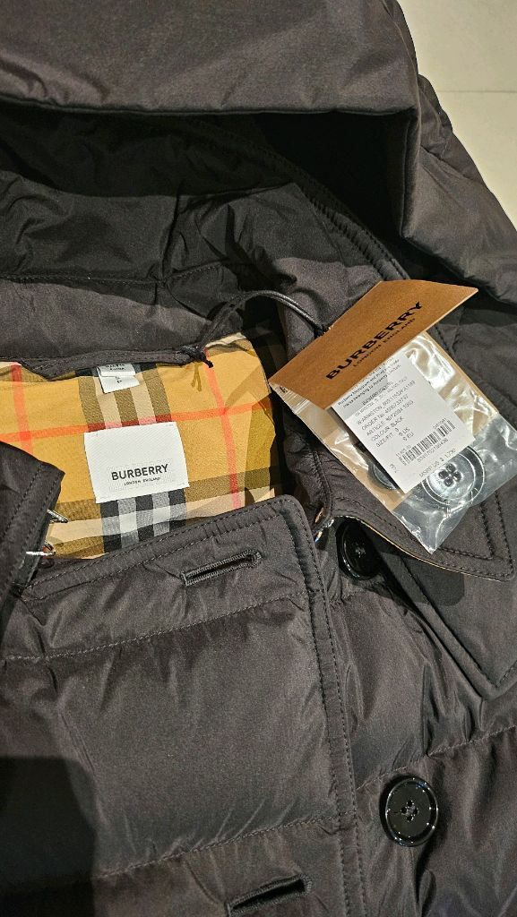 버버리 아니스톤 블랙 사이즈 s 패딩 새상품 미드랭쓰--1