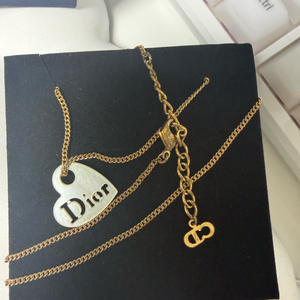 디올 자개 목걸이