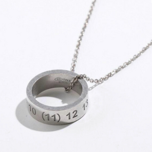 마르지엘라 실버목걸이