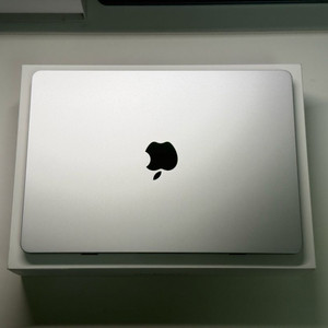 맥북 에어 M4 13인치 16GB/256GB 보증 풀