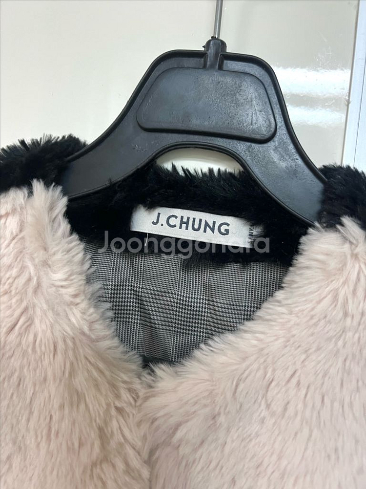 제이청 J.CHUNG 퍼 베스트 배색 포켓 에코퍼 조끼 페이크퍼 아이보리 블랙--7