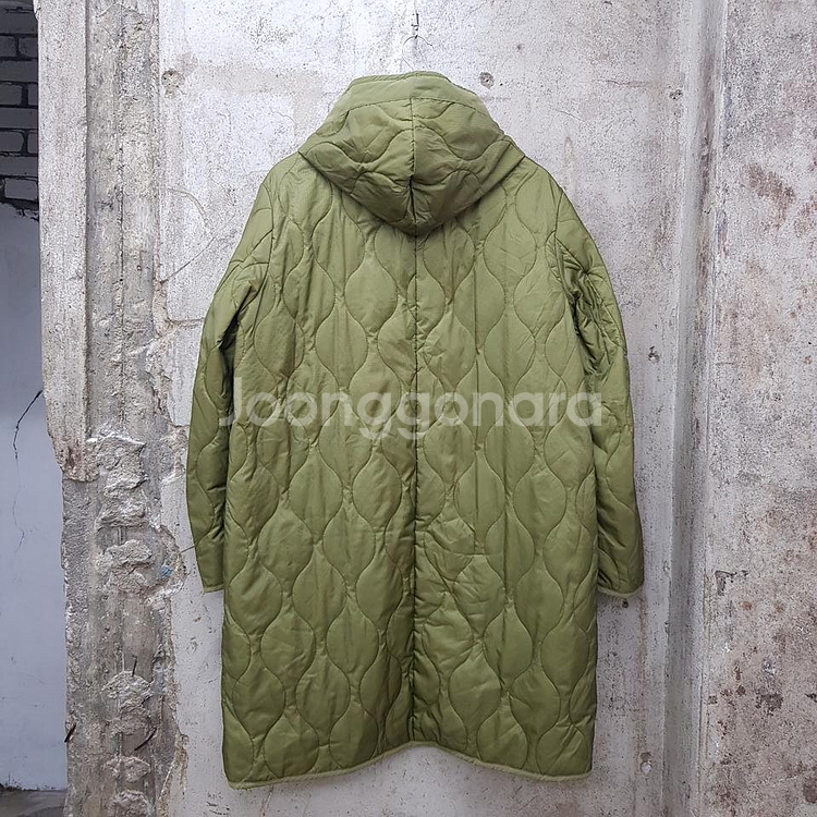 NUMERALS 누빔 경량 패딩 L사이즈--1