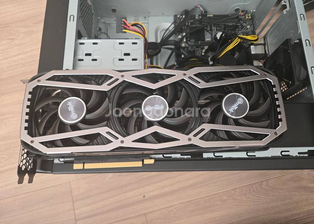 EMTEK BLACK RTX 3070 그래픽카드--1