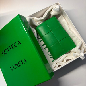 보테가베네타 반지갑 판매해요