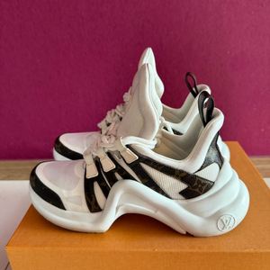 루이비통 아치라이트 운동화 37 이미지