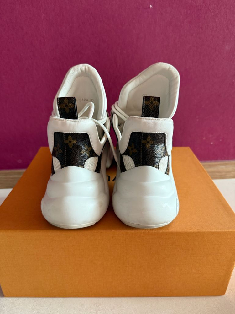 루이비통 아치라이트 운동화 37 이미지