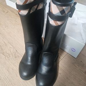 (가격인하)닥스키즈 부츠 210