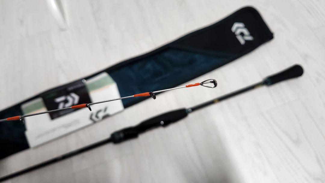 다이와 24 에메랄다스 에어보트 511MLS-S 팁런 낚시대 이미지