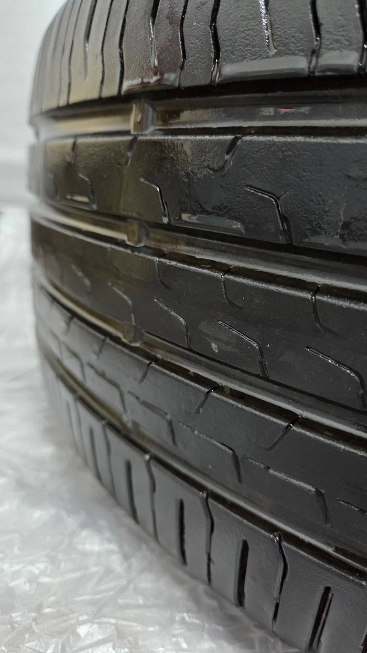 235/50R19 타이어 콘티넨탈 에코콘택트6 이미지