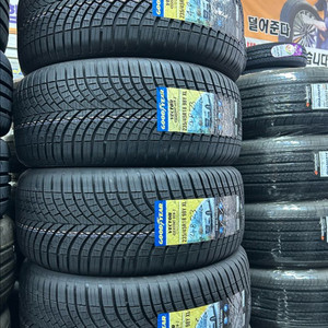 235/45R18 이월타이어 급처합니다