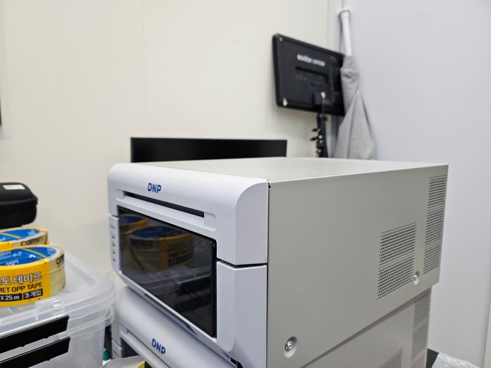 포토기계 인생네컷--2