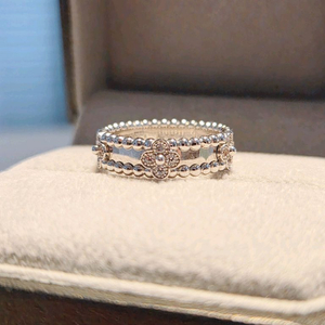 14k 화이트골드 클로버반지 16호 50만원내림 마지막가격