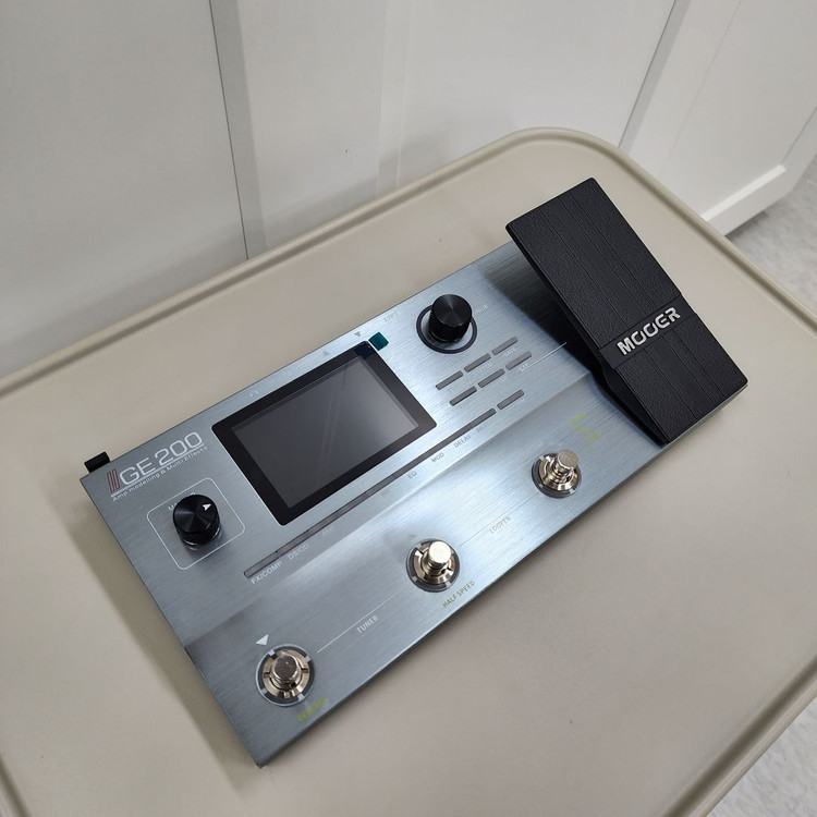 무어 일렉기타 멀티이펙터 GE200--3