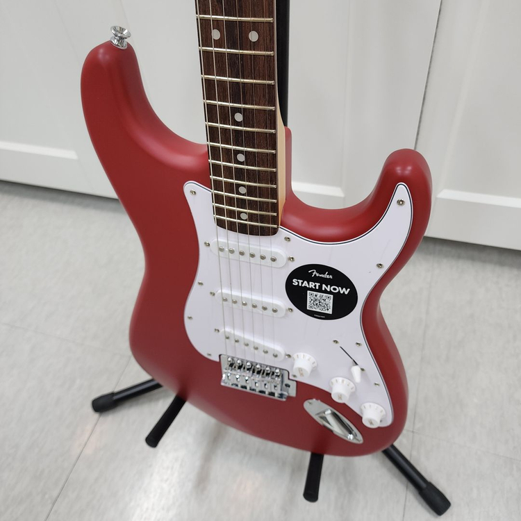 스콰이어 스트랫 일렉기타 DEBUT STRAT LRL WPG 레드--3