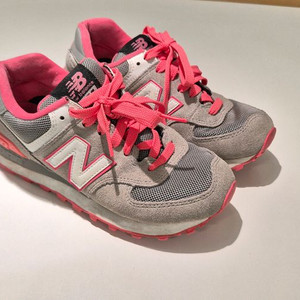 뉴발란스 운동화 225