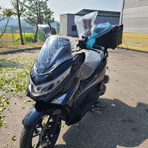 DNA모터스 UHR125 스쿠터 (배달 오토바이) 이미지