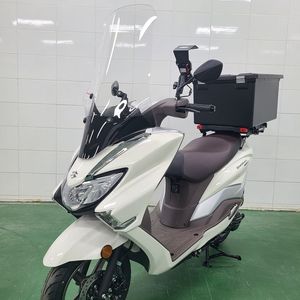 스즈키 버그만125 스쿠터 배달 오토바이 이미지