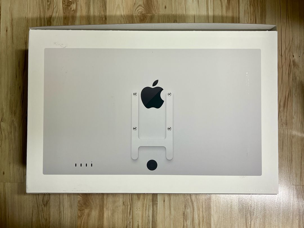 애플 스튜디오 디스플레이 빈박스 판매합니다. 이미지