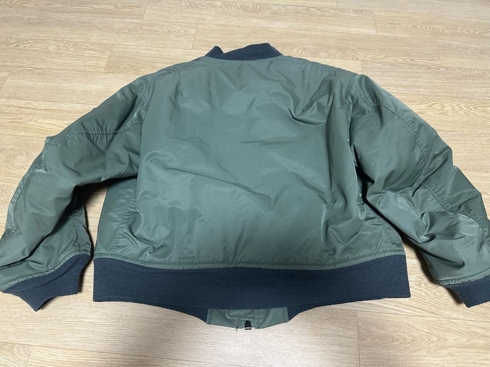 21FW 시오타 MA-1 플라이트 자켓 여성용 올리브 이미지
