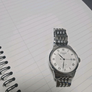 티쏘 르로끌 오토매틱 시계 이미지