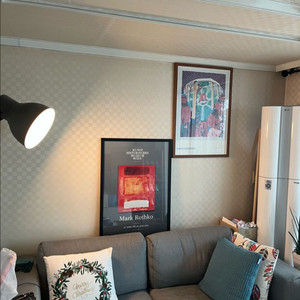 마크로쏘 화가 전시회 포스터 액자