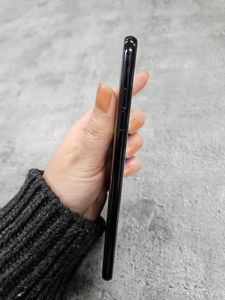 엘지 V30최상품판매 중고폰--2