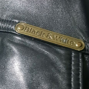 블랙앤화이트 가죽자켓