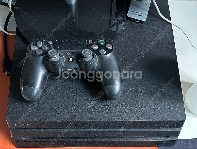 플스 4pro 1tb+ 듀얼쇼크--1