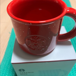 스타벅스 시크릿 딜라이트 레드 머그 355ml 정가 판매합니다