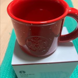 스타벅스 시크릿 딜라이트 레드 머그 355ml 정가 판매합니다