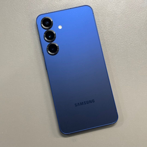 갤럭시S25 네이비색상 256용량 25년5월개통 정상해지 공기계 특AA급 깔끔한단말기 판매