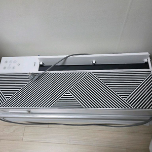 위닉스 창문형 에어컨 EWNE067-MWK