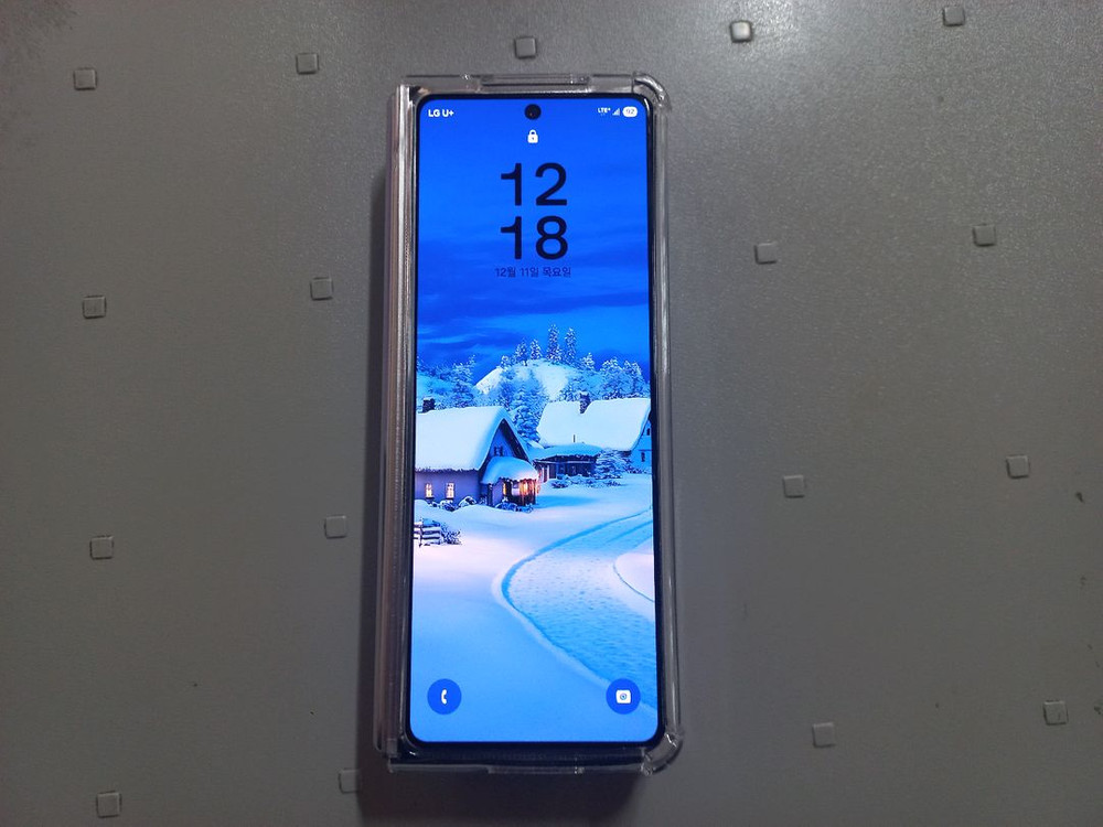 갤럭시 Z 폴드3 256GB 실버 팝니다 (본문 꼭 확인해주세요!)--1