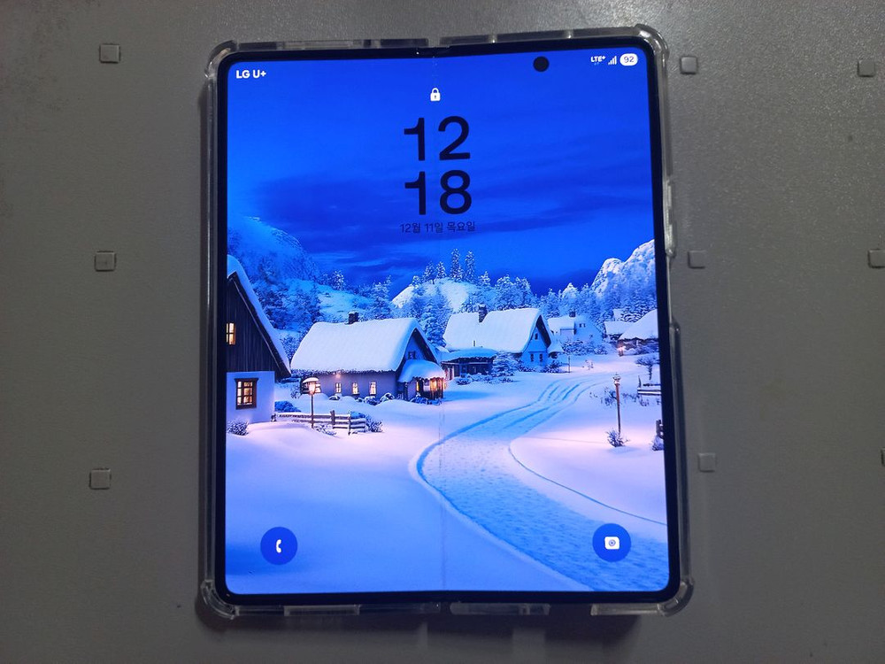 갤럭시 Z 폴드3 256GB 실버 팝니다 (본문 꼭 확인해주세요!)--2