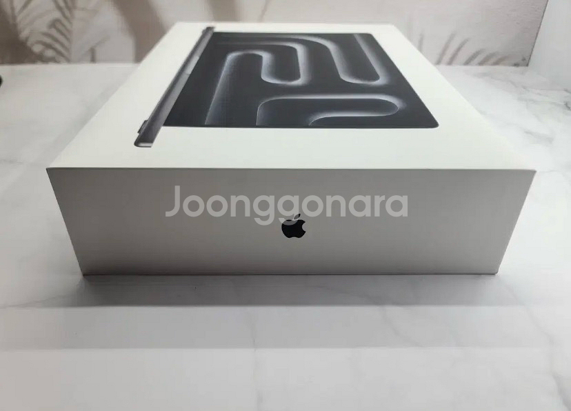 맥북프로 M4 14인치 8코어--3