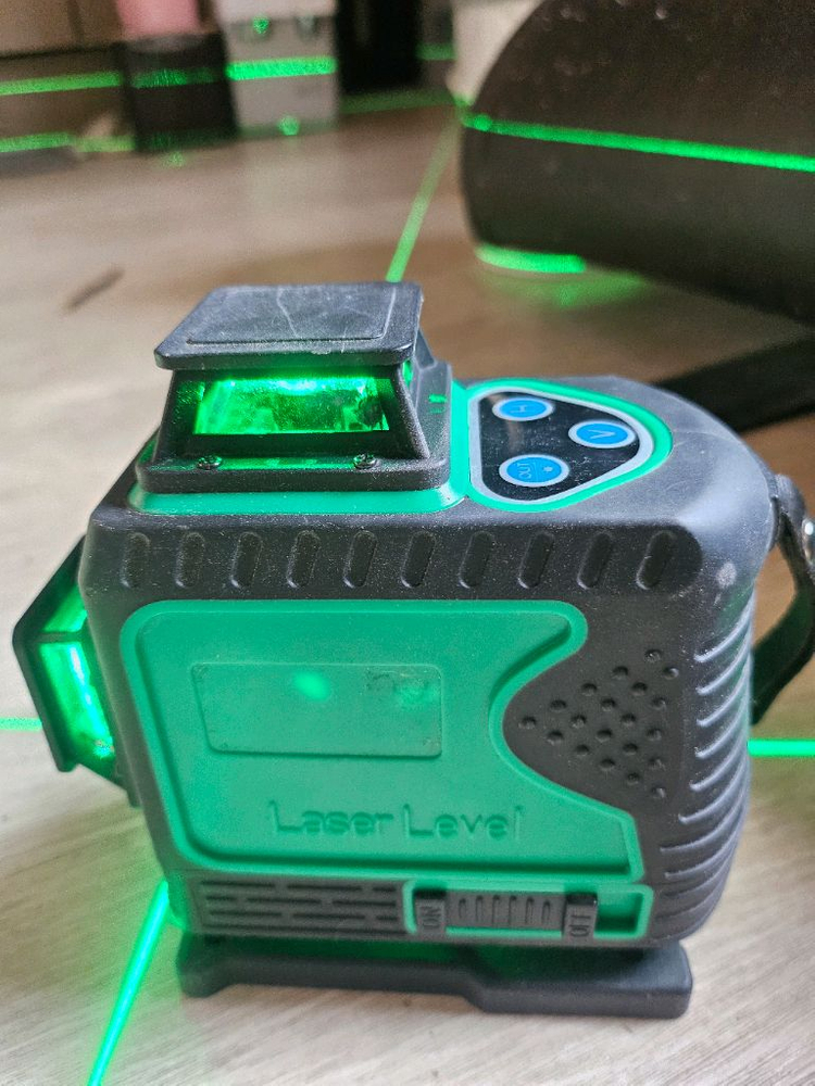 그레수아 16라인 그린 레이저 레벨기 이미지
