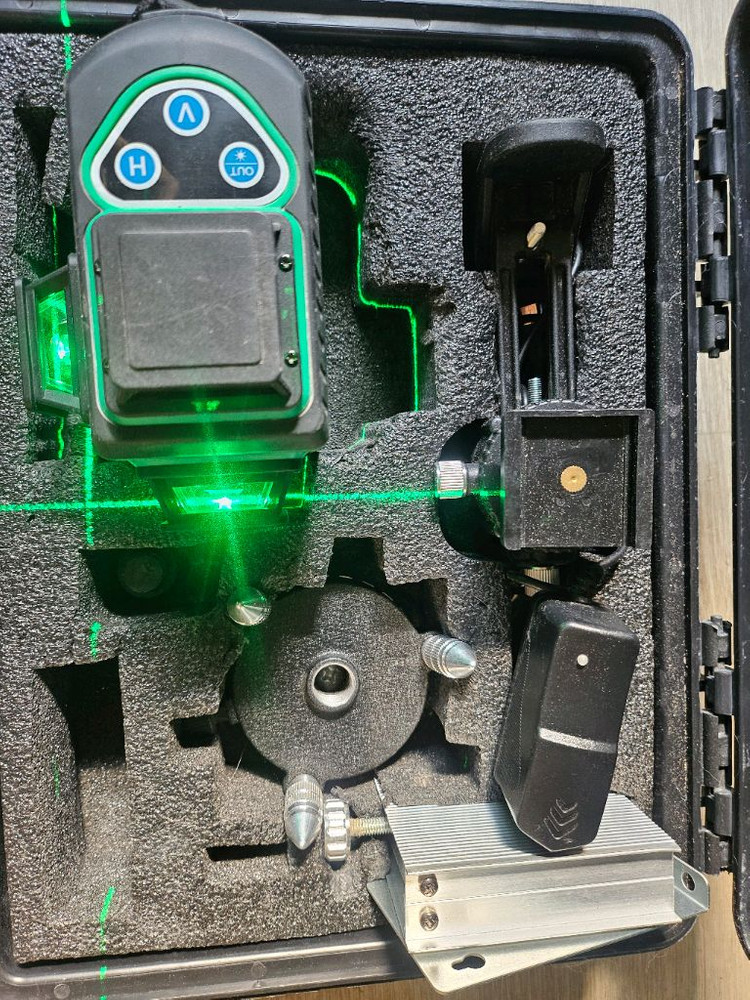 그레수아 16라인 그린 레이저 레벨기 이미지