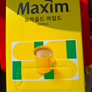 맥심 화이트골드 200개 & 모카골드 커피믹스 200개 각각