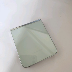 갤럭시제트플립5 512기가 잔상없어요