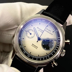 크로노그래프 워치 50m방수 기계시계 이미지