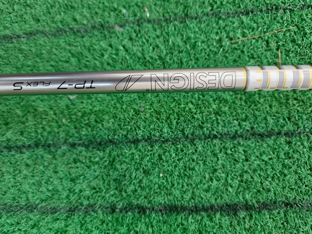 타이틀리스트 TS2 드라이버 이미지