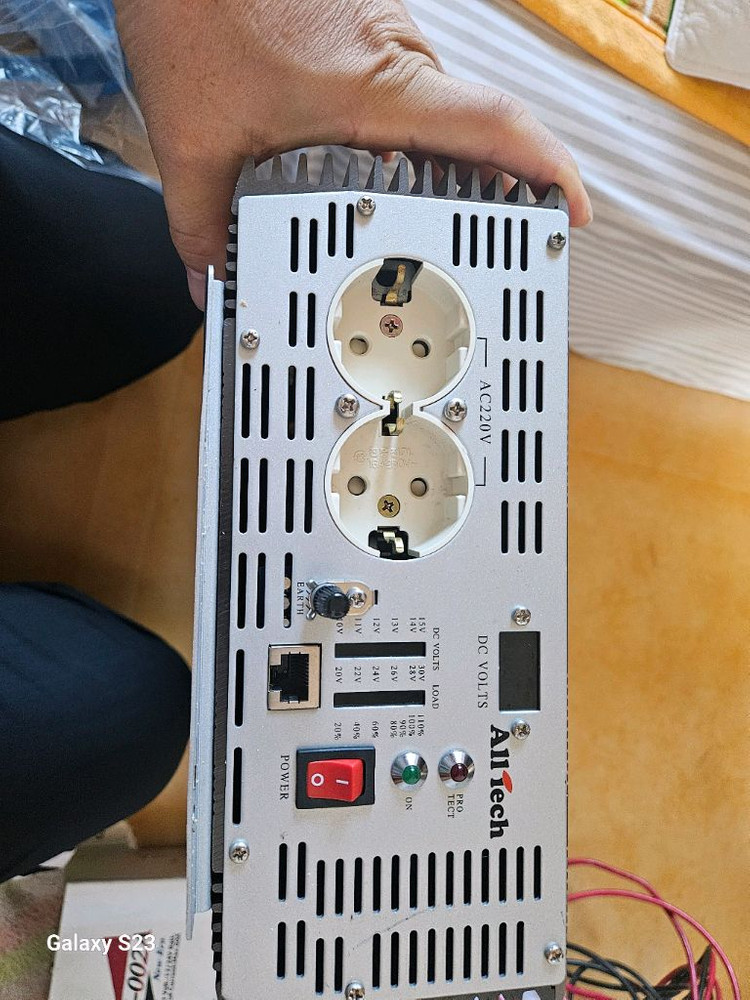 올텍 12v 1800w 인버터팝니다 이미지